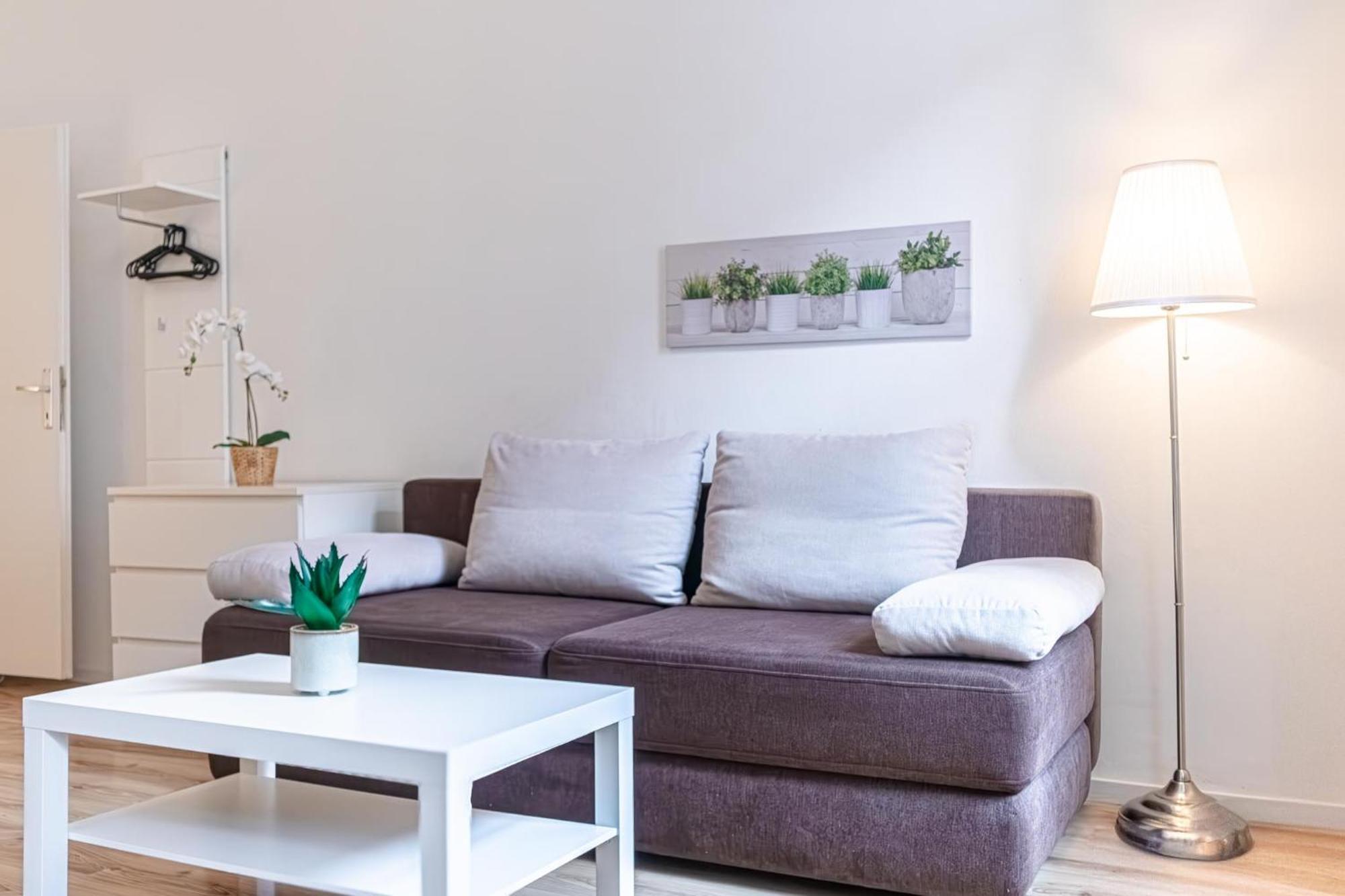 Budget-Friendly 2Br Apt With Great Location Appartement Wenen Buitenkant foto